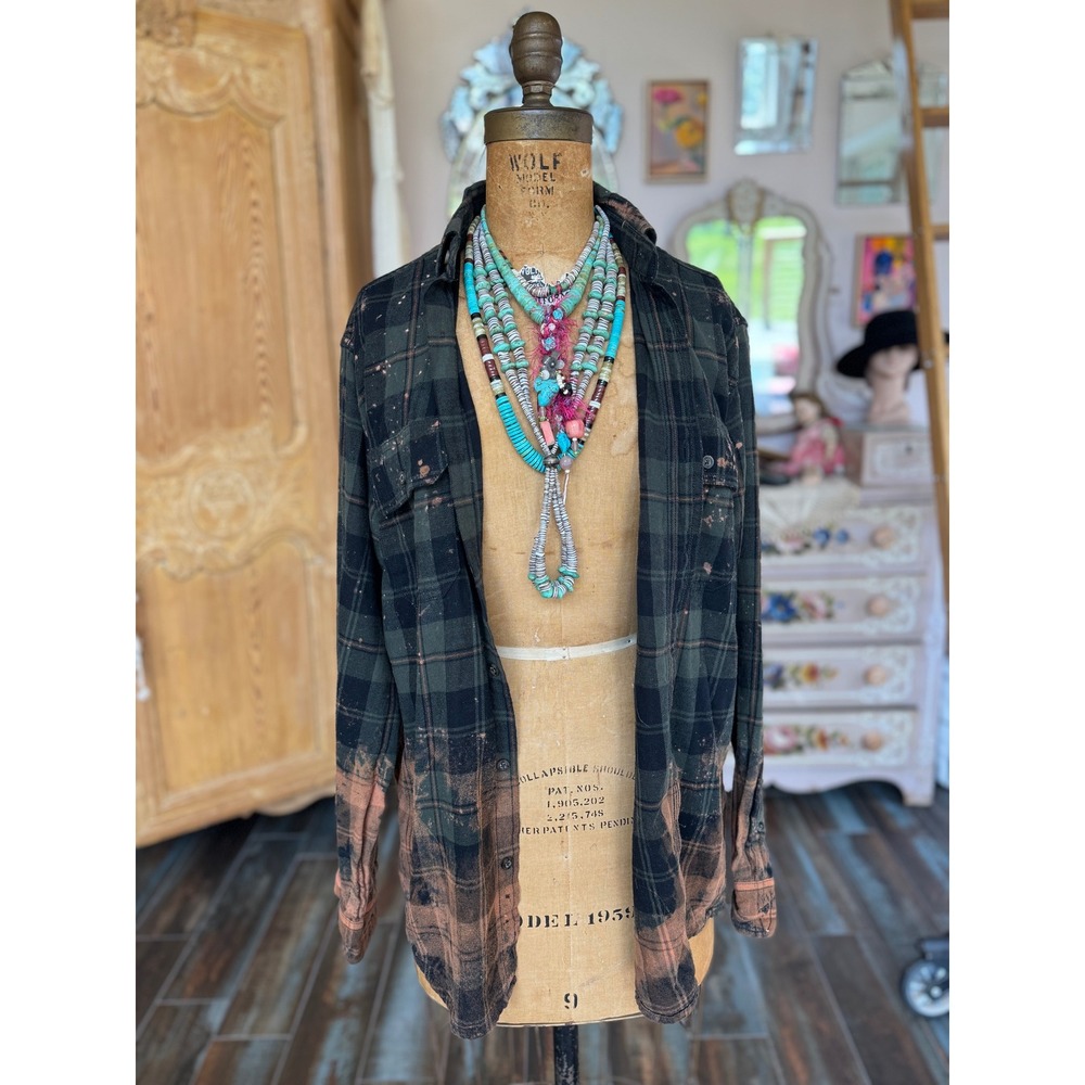 Moonshine Salvage One-of-a-Kind Bleached Flannel | Vintage Circus Horse Art / S - Picture 11 of 11